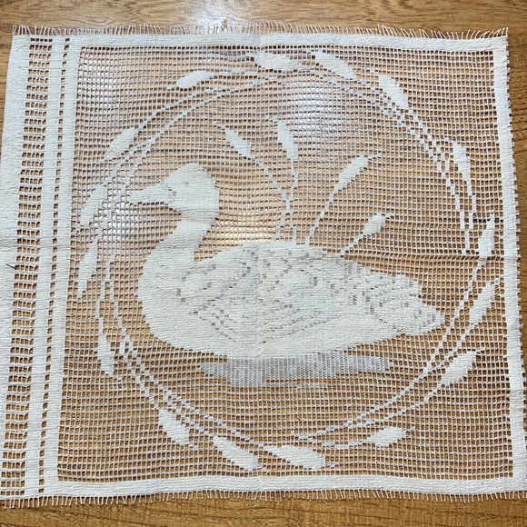 Duck Lace Panel - Picture 3 of 3